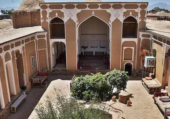 روستای ریاب