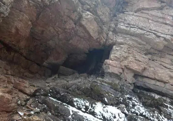 غار سرنی نیشابور