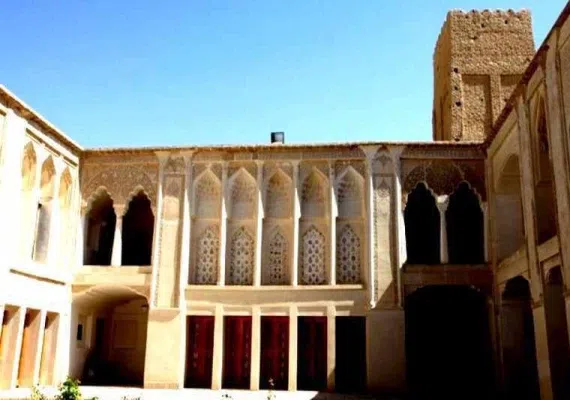 خانه ی صولت(موزه ی مردم شناسی ابرکوه)