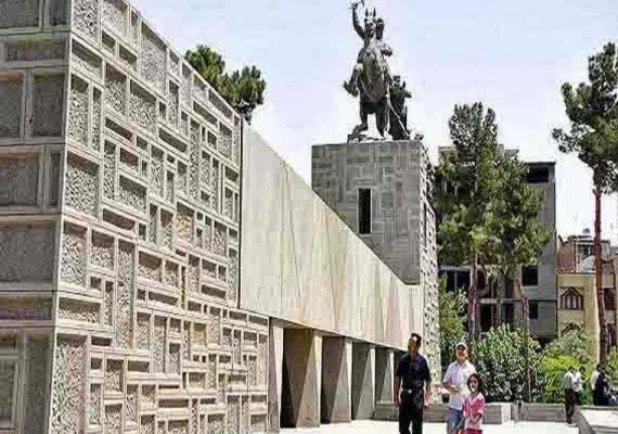 آرامگاه نادرشاه