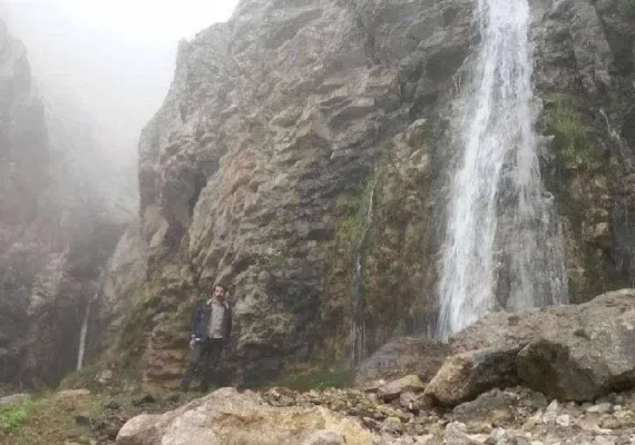 آبشار روستای چرم کهنه (قورکن)