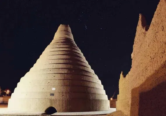 یخچال  خشتی ابرکوه