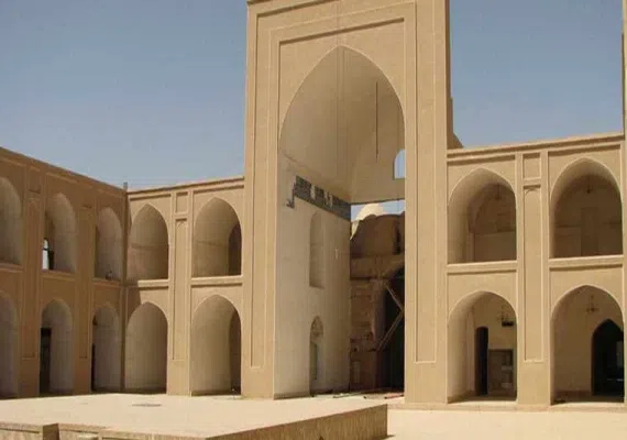 مسجد جامع ابرکوه