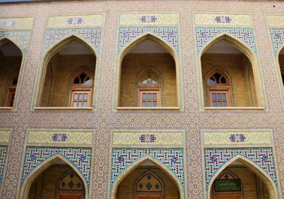 آرامگاه پیر پالان دوز