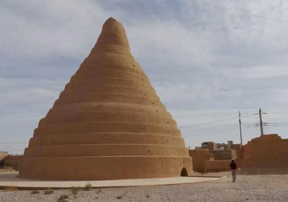 یخچال  خشتی ابرکوه