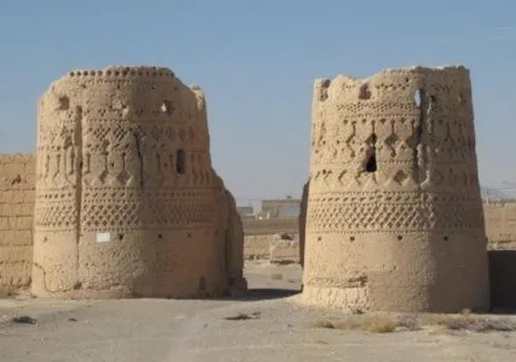 قلعه رباط ابرکوه