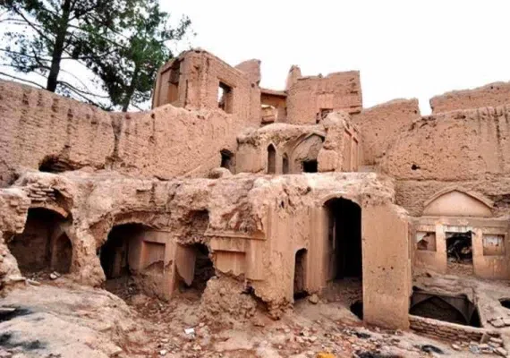 ارگ بهارستان یا باغ زرشکی بیرجند