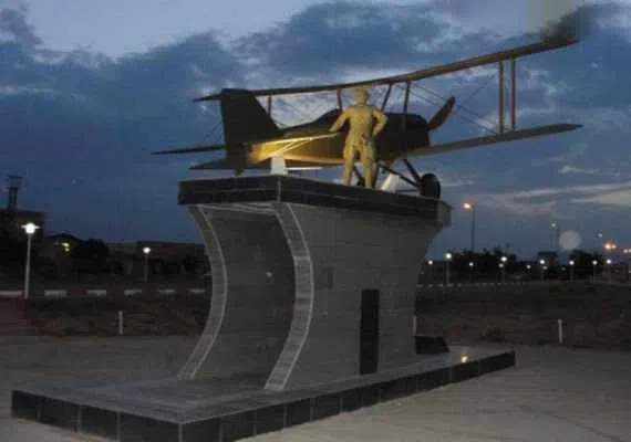 آرامگاه نخستین هوانورد غیور ایرانی