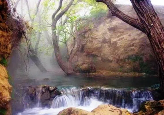 آبشار آبگرم کلات