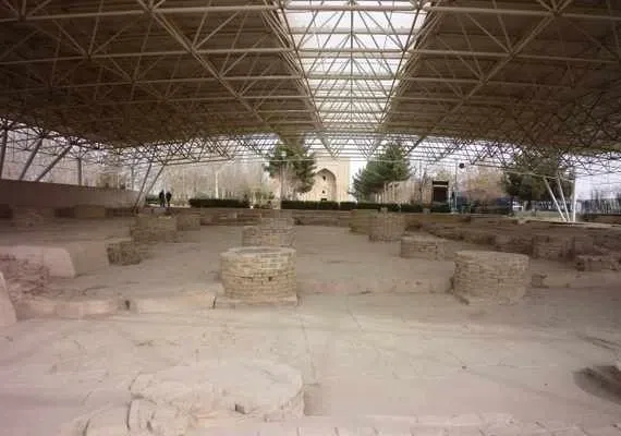 بقایای مسجد تابران توس