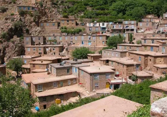 روستای اسفیدان یا اسپیدان، ماسوله شرق ایران