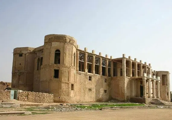 عمارت تاریخی ملک، عمارتی به قدمت قاجار