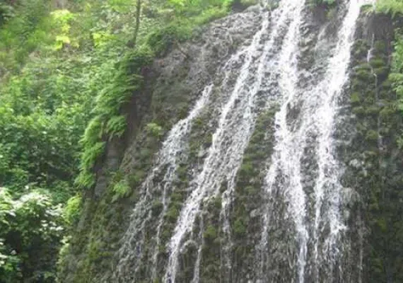 آبشار لاشو کجاست