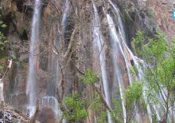 پیپ، آبشار پلکانی لاشار