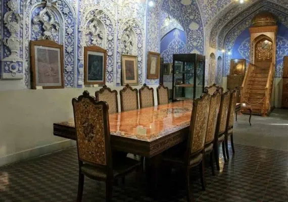 موزه زیبای هنرهای ملی ایران یا حوضخانه باغ گلستان