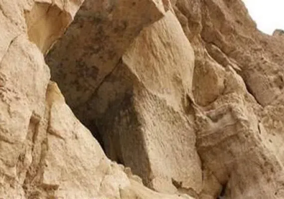 غار چهل خانه