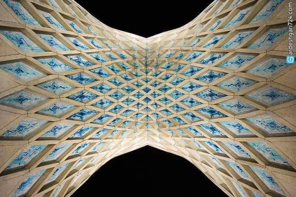 میدان آزادی