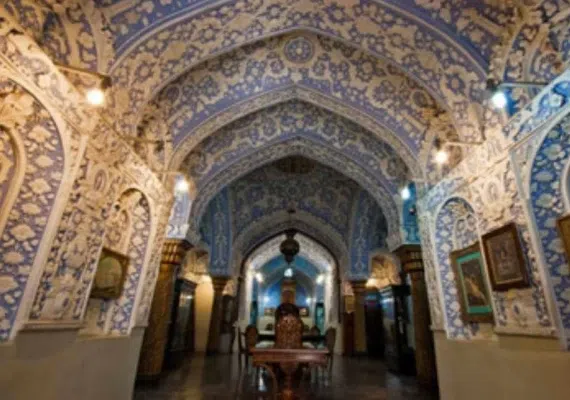 موزه زیبای هنرهای ملی ایران یا حوضخانه باغ گلستان