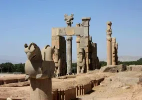 پاسارگاد، آرامگاه کوروش
