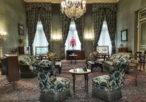 کاخ موزه ملت