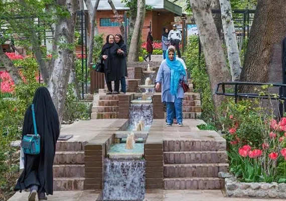 باغ ایرانی، از زیباترین باغ های تهران