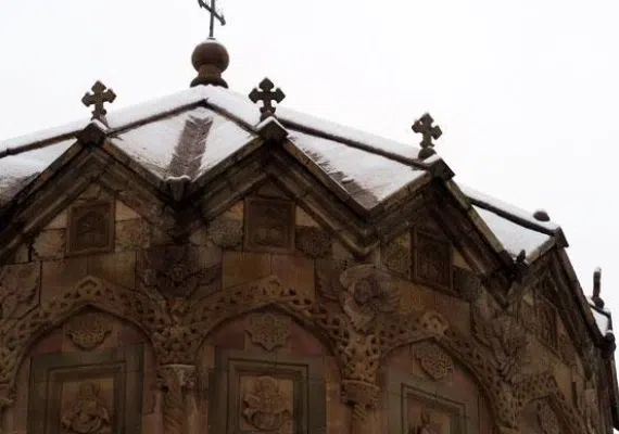 کلیسای سن استپانوس جلفا، عبادتگاهی زیبا در قلب کوهستان
