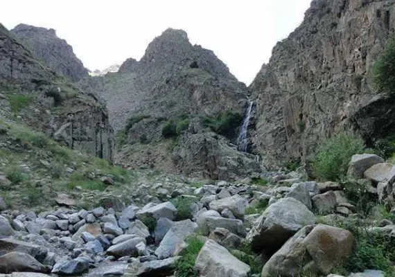 آبشار عیش آباد مرند