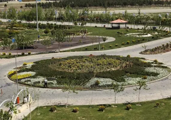 بوستان ولایت، بوستانی با امکانات متعدد