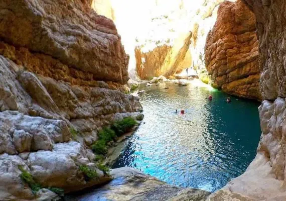 تنگه واشی منطقه ای ییلاقی و خوش آب و هوا