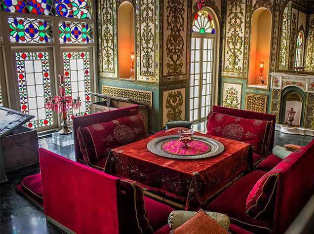 کاخ صاحبقرانیه تهران کجاست؟