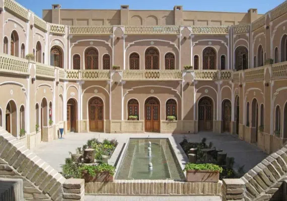 خانه لاری ها، جلوه هنر ایرانی