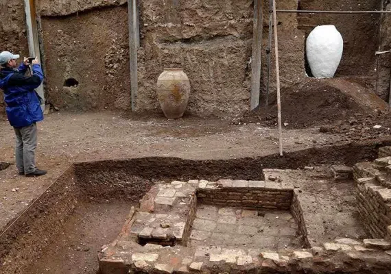 بقایایی مرکز شهر سلجوقی، شهری دیده نشده