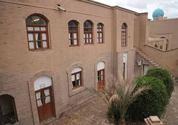 ساختمان پست قدیم بیرجند