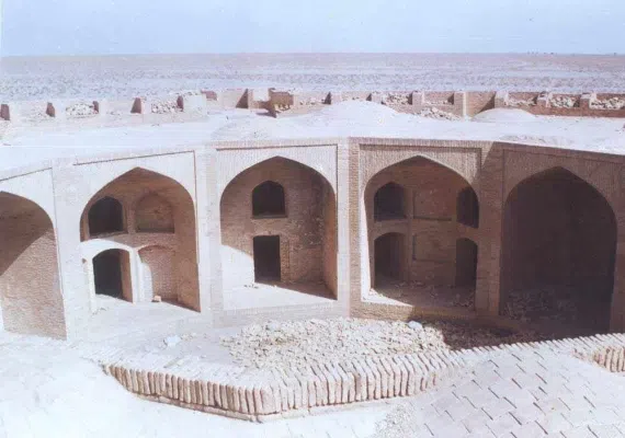 کاروانسرای زین الدین مهریز، نگینی بر انگشتر کویر