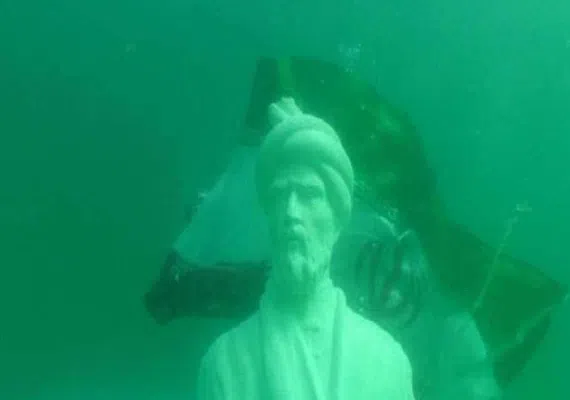 موزه زیر آب غدیر، اولین موزه زیرآب در ایران