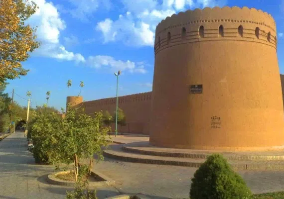 برج و باروهای یزد