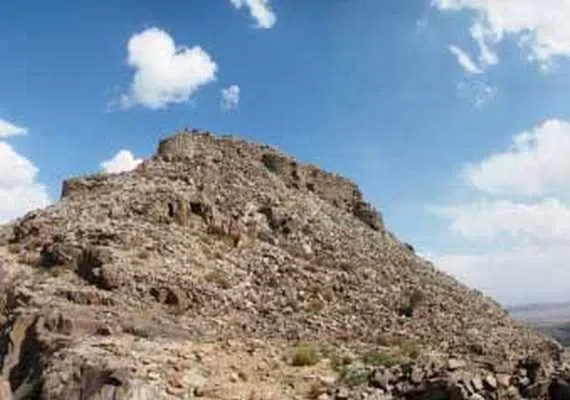 قلعه رستم خوسف