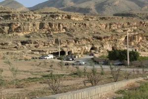 غار سنگ تراشان جهرم