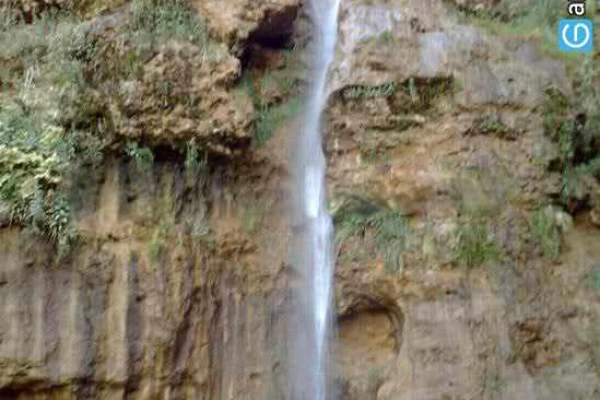 آبشار دره خور خوره سلماس (آبشار ممکان)