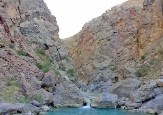 آبشار قلعه جوق