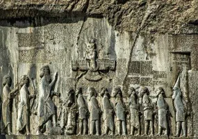 کتیبه بیستون