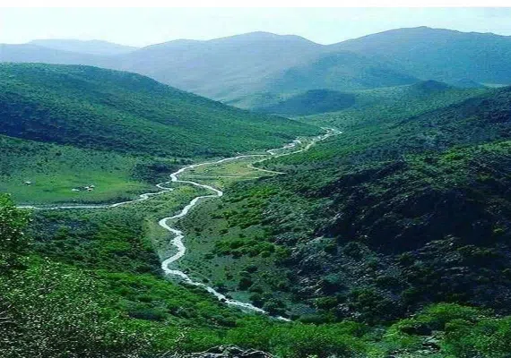 تفرجگاه تخت شاه