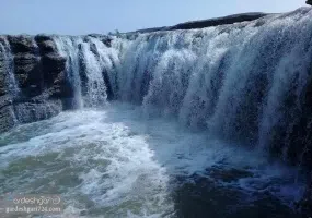آبشار اسفند ایرانشهر
