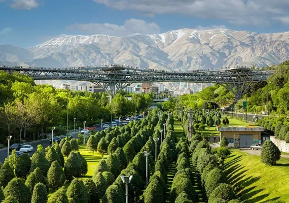 پل طبیعت تهران کجاست