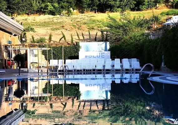 باشگاه انقلاب تهران