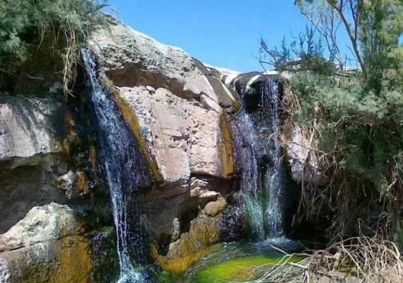 آبشار گنده گاو