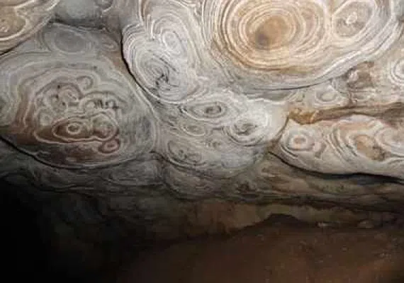 غار گنج کوه