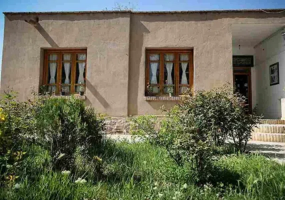 خانه شهید مطهری فریمان