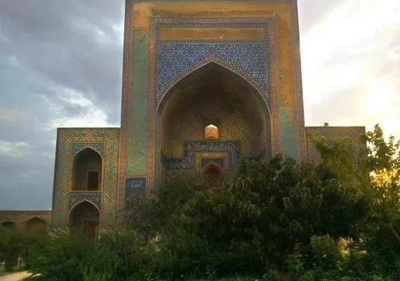 آرامگاه مولانا شیخ زين الدين ابوبكر تایبادی