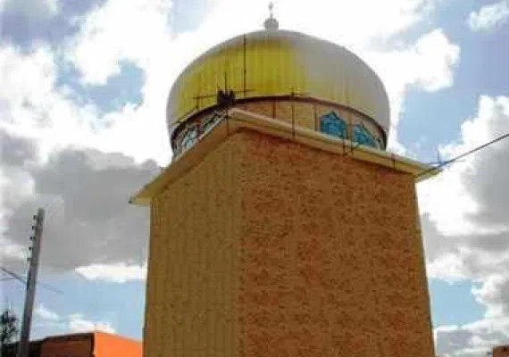 چشمه آب گرم ایوب پیغمبر